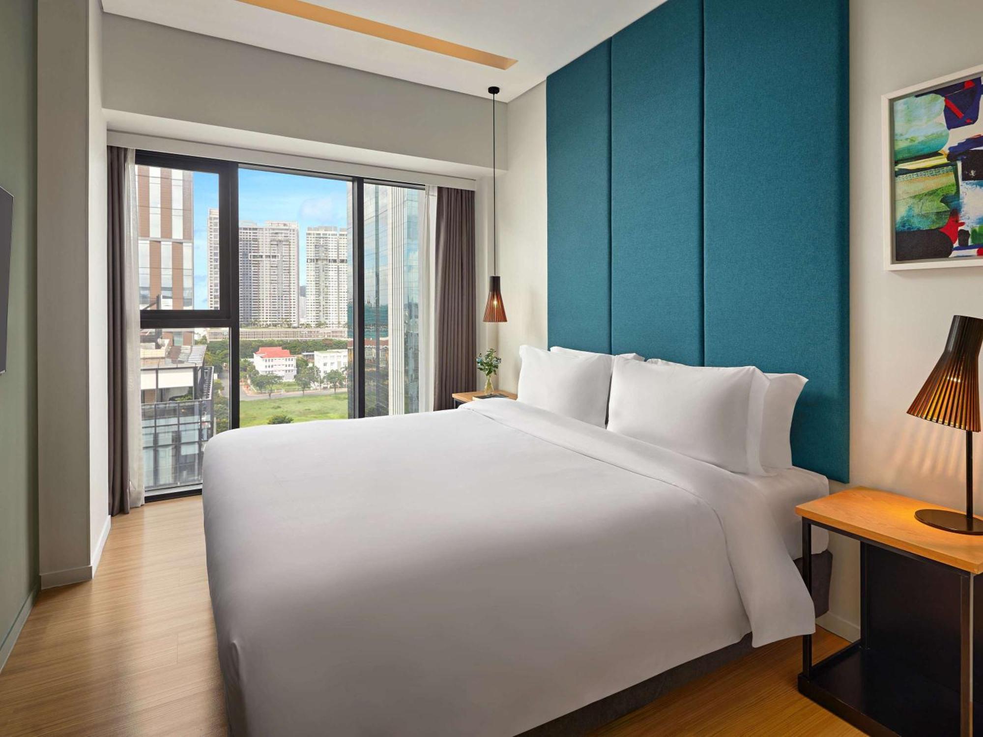 Novotel Living Saigon South Ho Chi Minh City Bagian luar foto