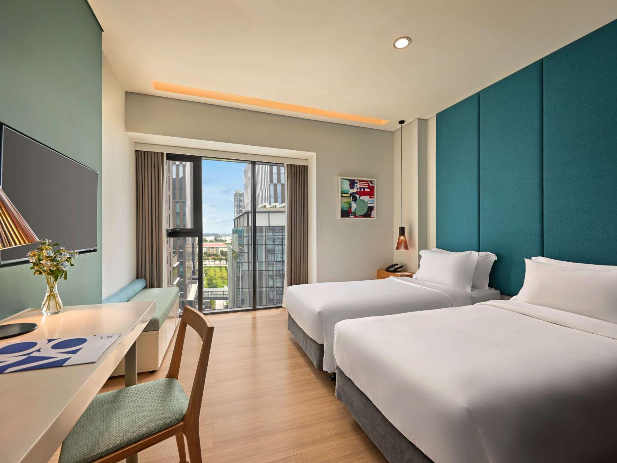 Novotel Living Saigon South Ho Chi Minh City Bagian luar foto