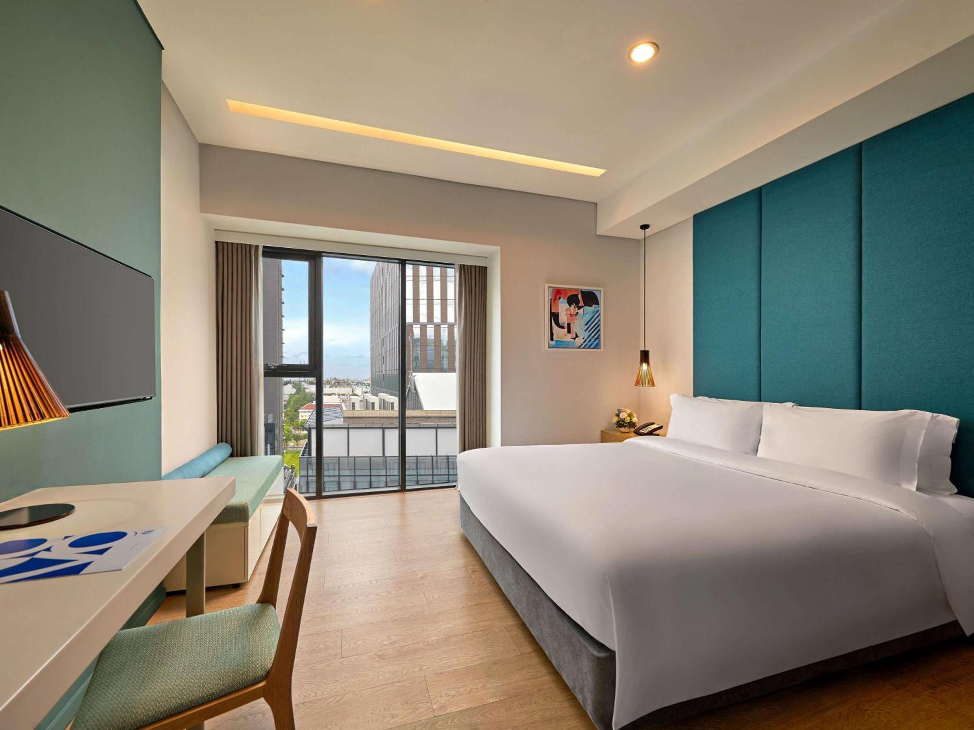 Novotel Living Saigon South Ho Chi Minh City Bagian luar foto